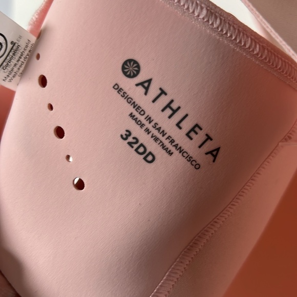 NWT Athleta Phenomena Sports Bra, 32DD - Picture 10 of 13